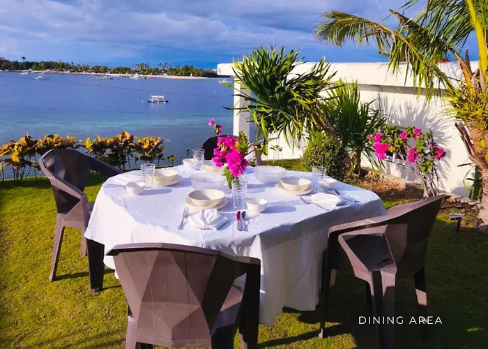 The Clifftop Deluxe Apartment *